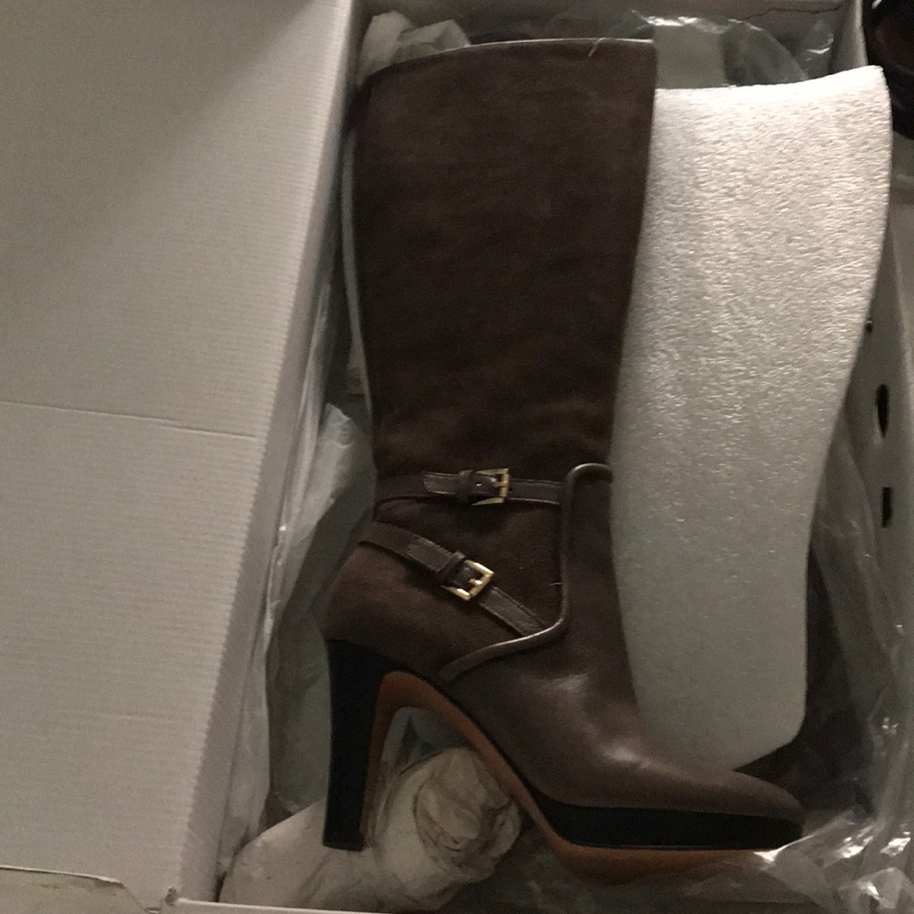 NWT & box Nine West suede and leather taupe boots